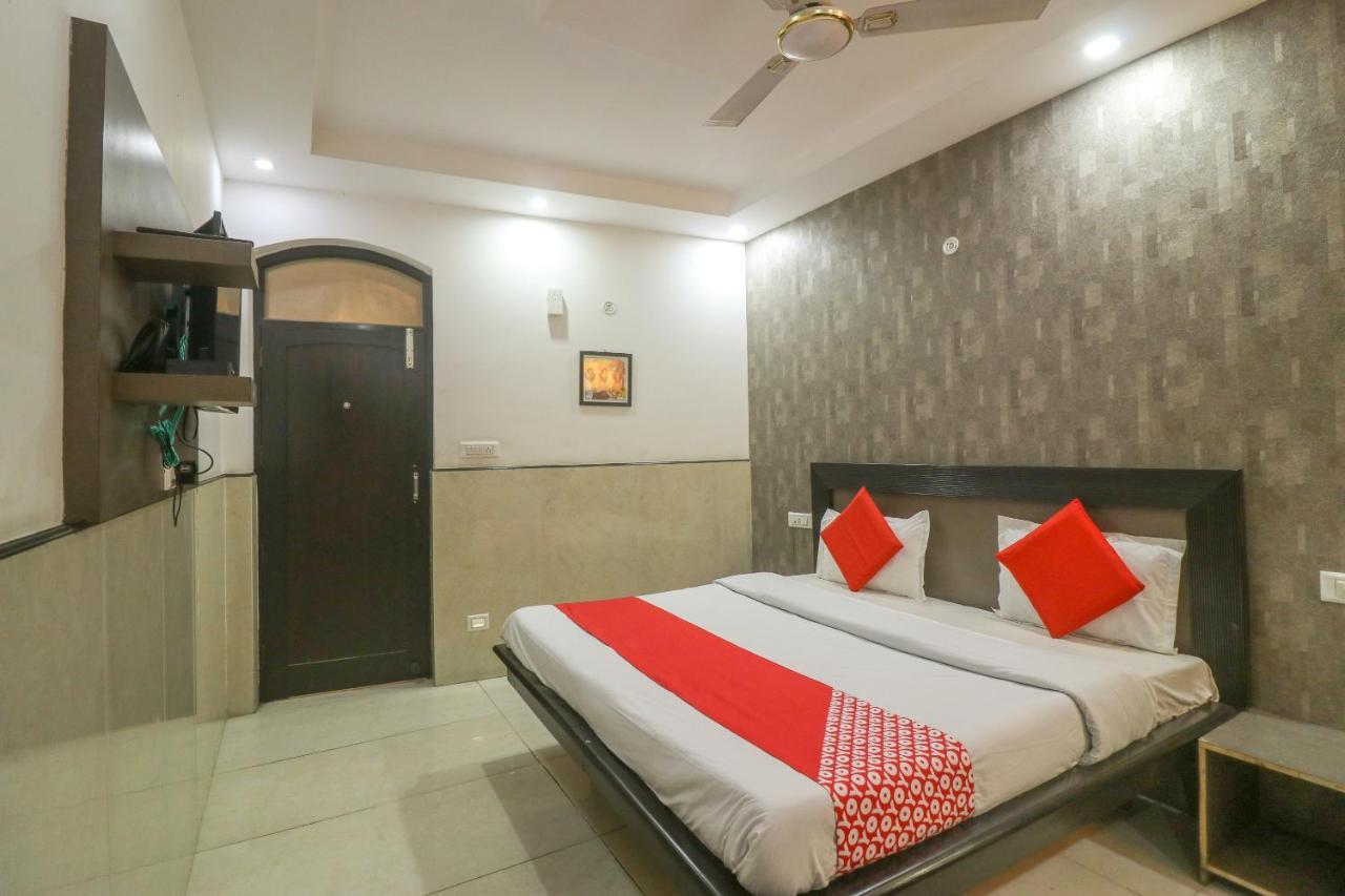 Oyo Flagship 43150 Hotel Uttam Heritage Saharanpur Exterior photo