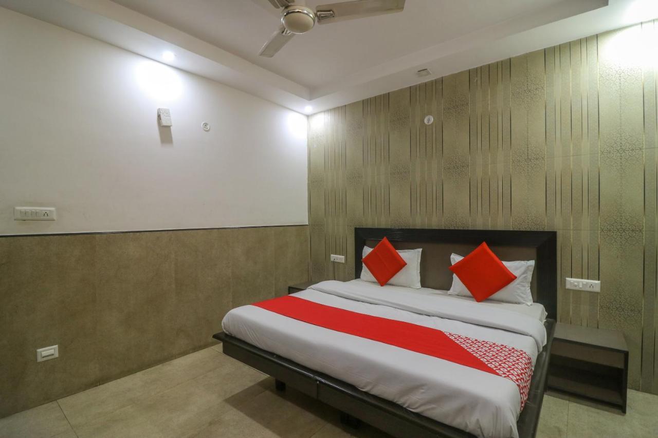 Oyo Flagship 43150 Hotel Uttam Heritage Saharanpur Exterior photo