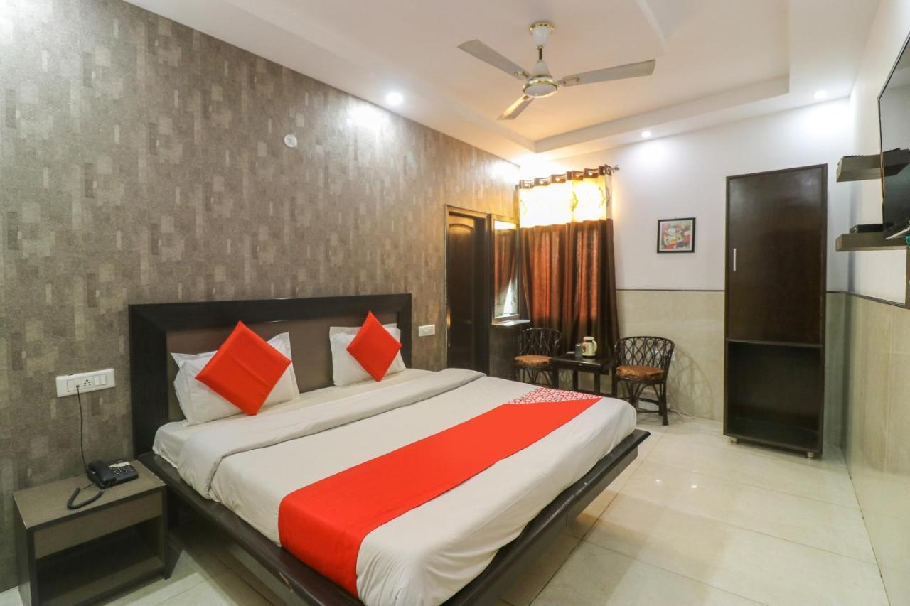 Oyo Flagship 43150 Hotel Uttam Heritage Saharanpur Exterior photo