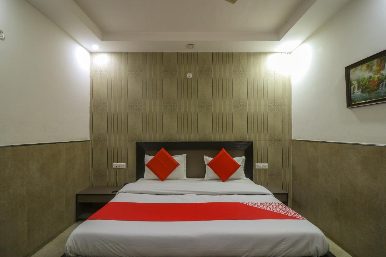 Oyo Flagship 43150 Hotel Uttam Heritage Saharanpur Exterior photo